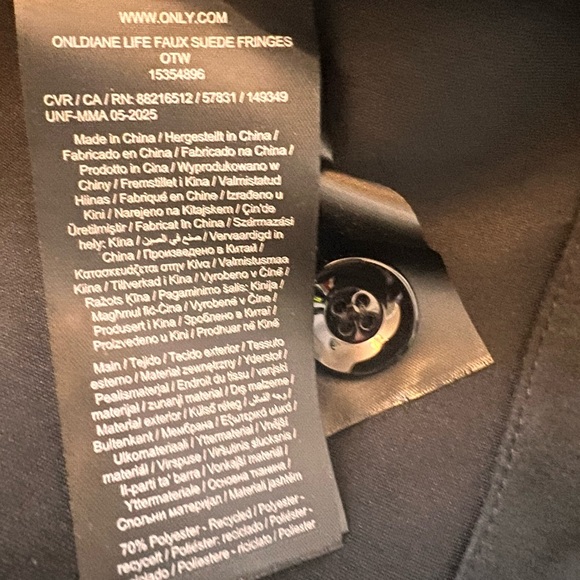 ONLY Black Fringe Cropped Faux Suede Jacket - Picture 4 of 7